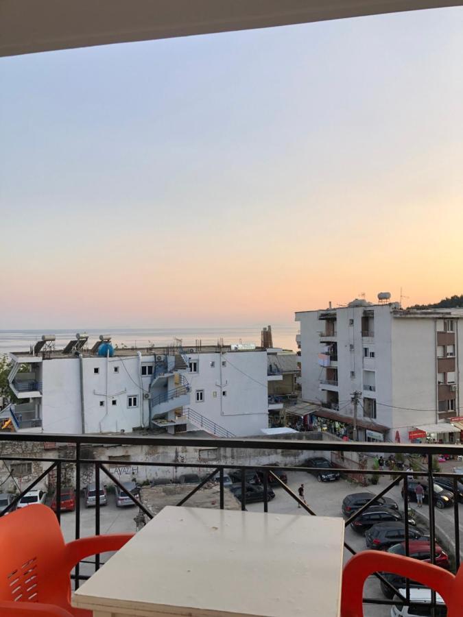 Center Hotel Pirro Himare Bagian luar foto